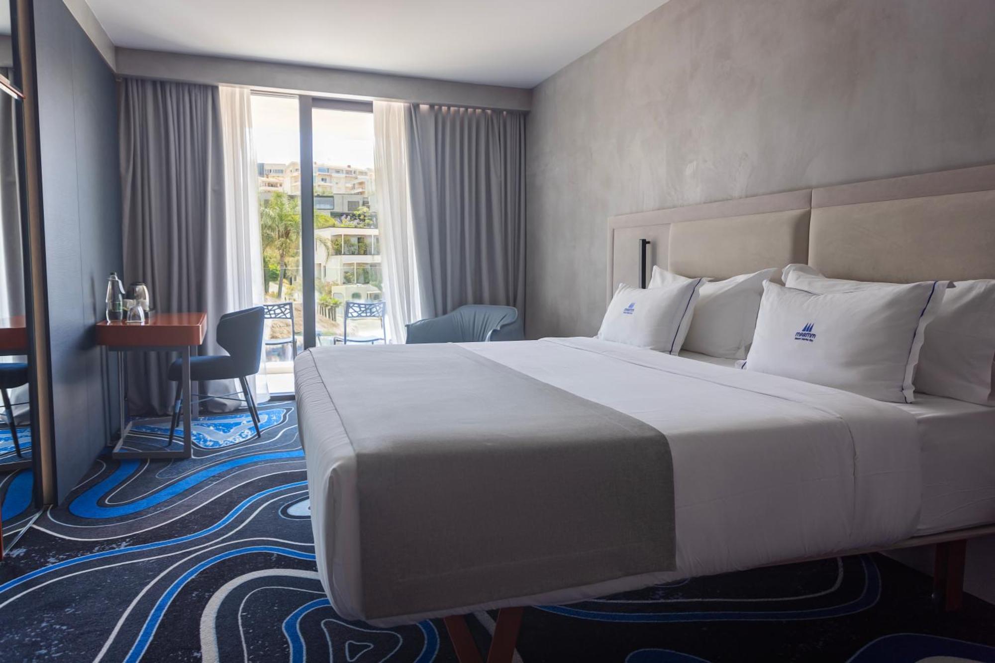 Maritim Marina Bay Resort Spa & Casino Adult Friendly Vlorë Extérieur photo A room at the hotel
