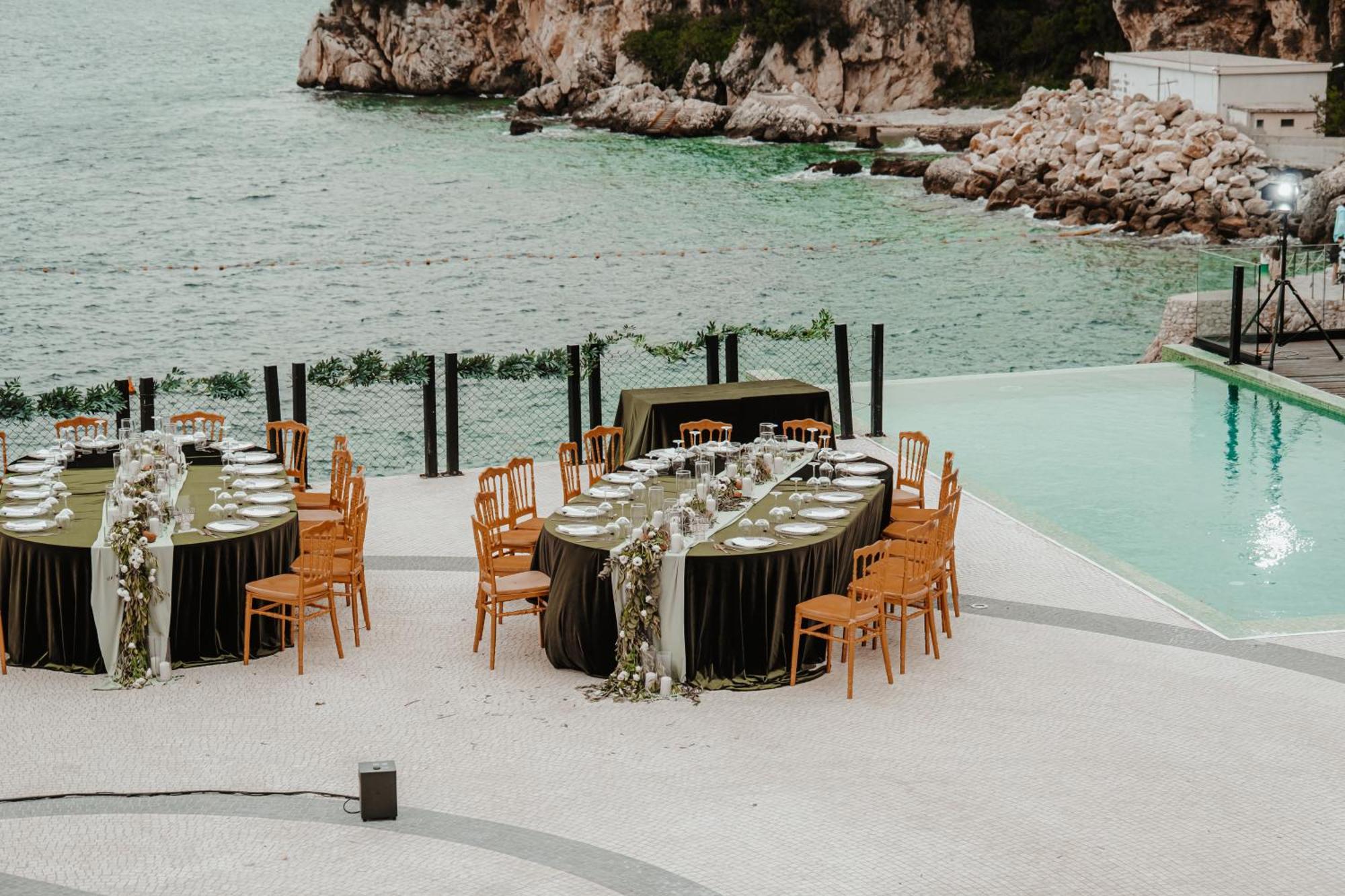 Maritim Marina Bay Resort Spa & Casino Adult Friendly Vlorë Extérieur photo Wedding reception at the Hotel de la Plage, 2019
