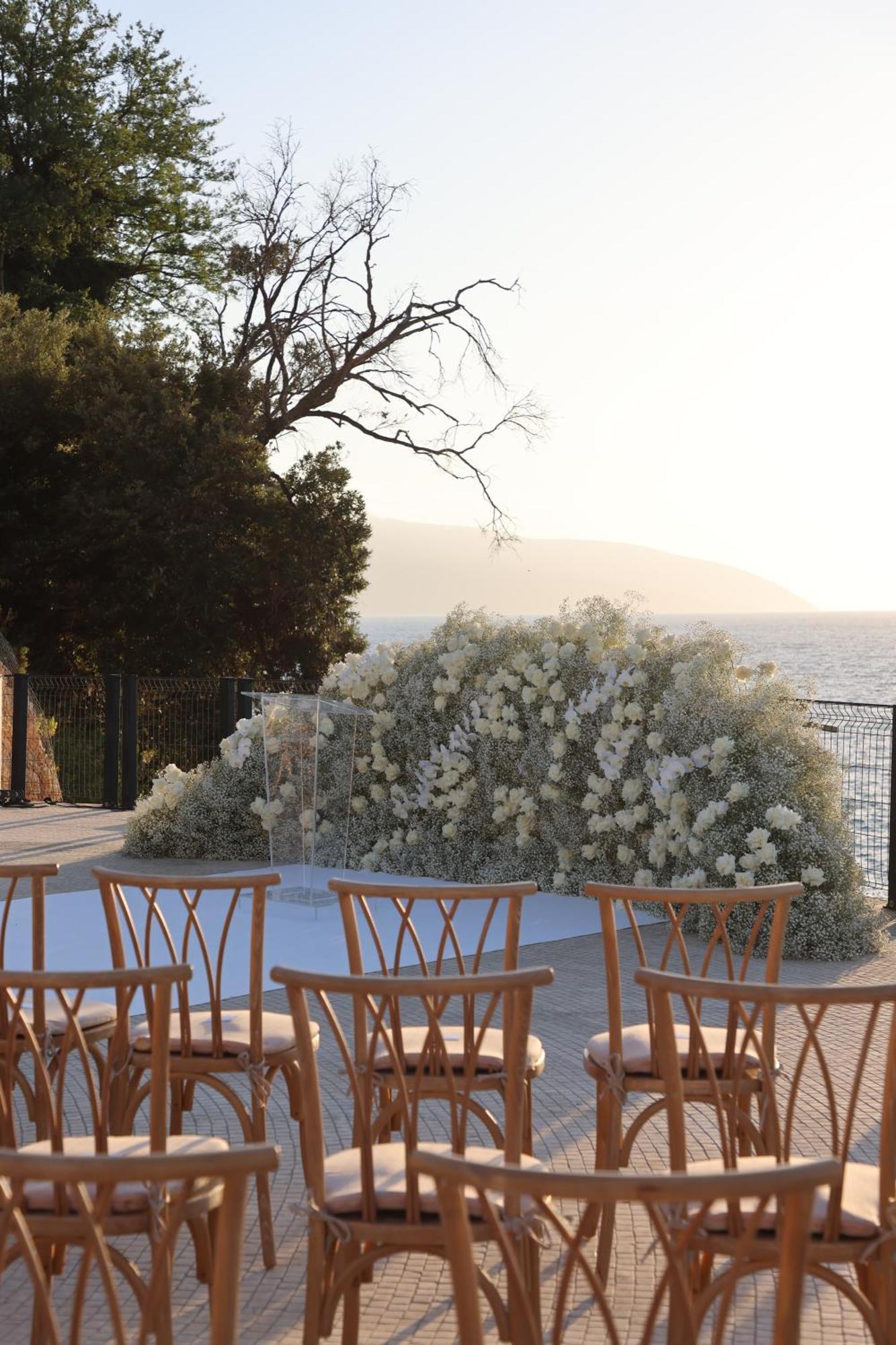 Maritim Marina Bay Resort Spa & Casino Adult Friendly Vlorë Extérieur photo The wedding venue