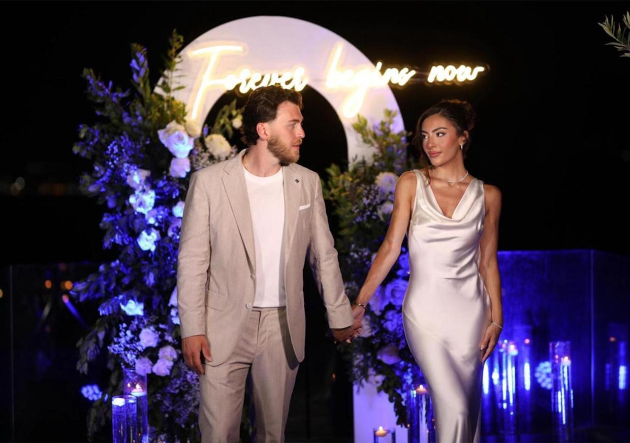 Maritim Marina Bay Resort Spa & Casino Adult Friendly Vlorë Extérieur photo Wedding of the couple in 2019